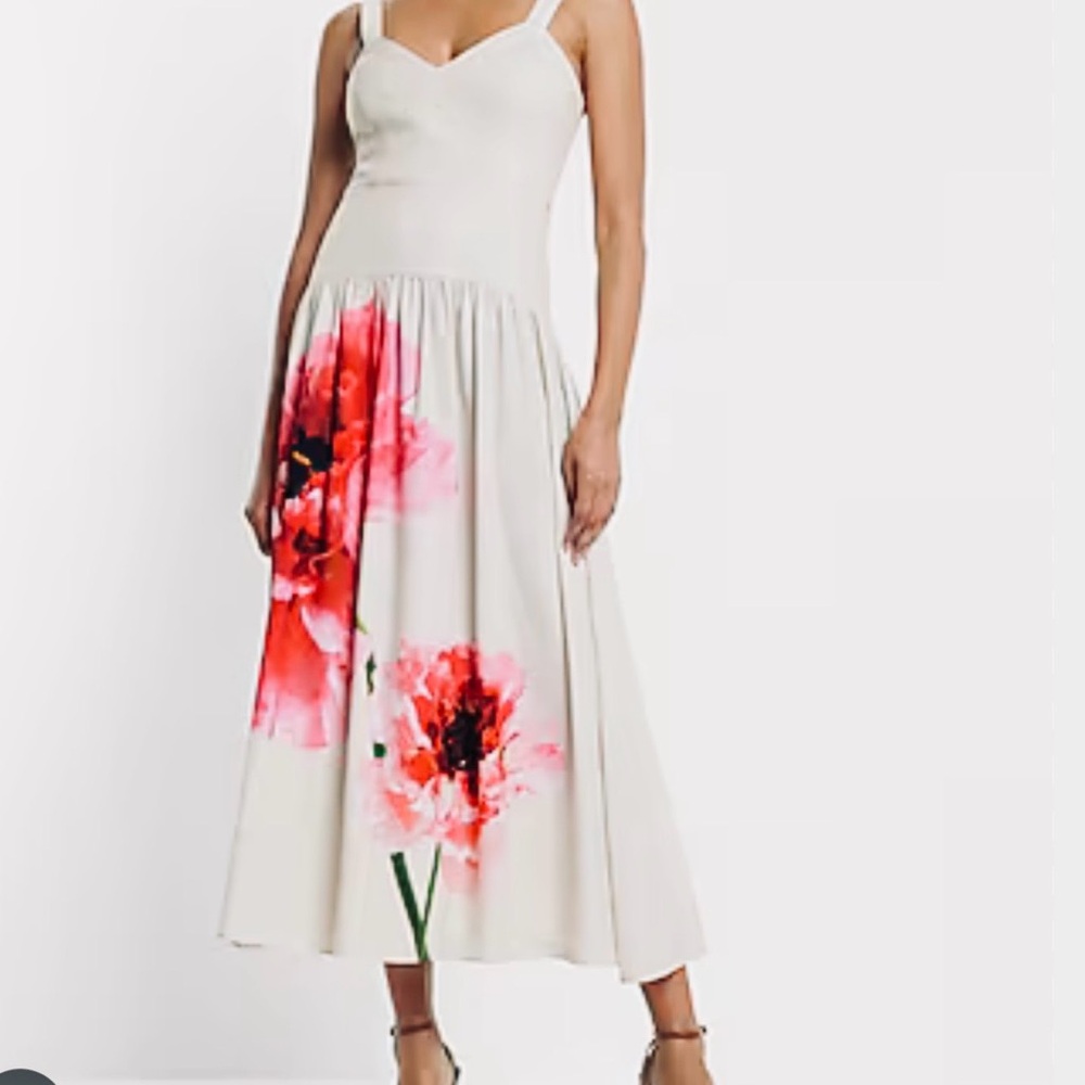 Express Satin Dress with Sweetheart neckline and Red and Fuchsia Floral